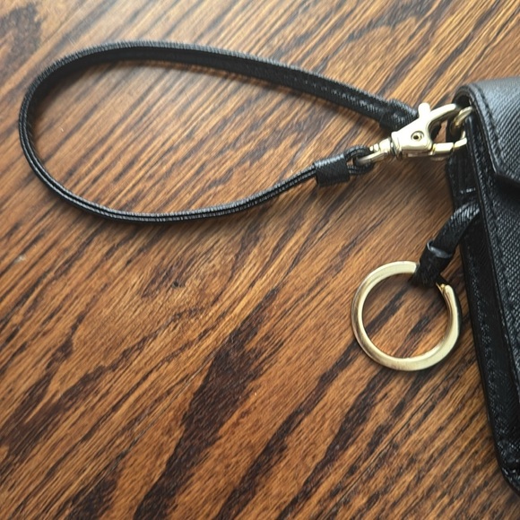 Tory Burch black texture leather golf logo snap flap large wristlet wallet. - Picture 3 of 9